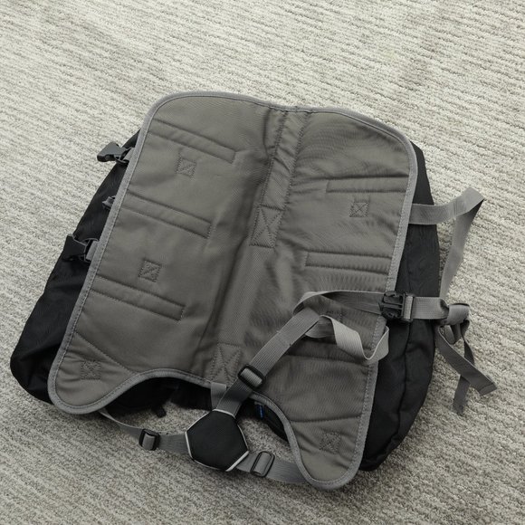 Outward Hound Doggy Backpack Daypack Hiking Medium/Large Blue/Black Like New - Picture 8 of 11